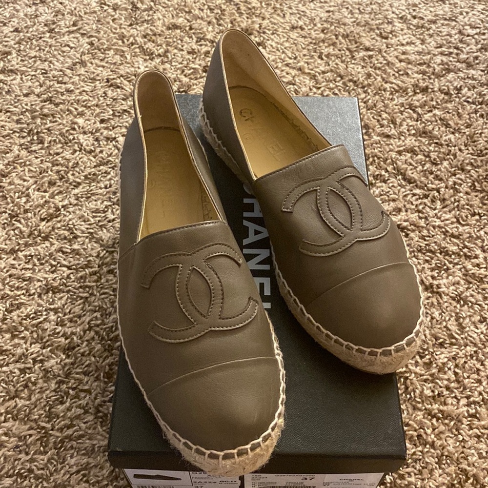 CHANEL Lambskin CC Espadrilles